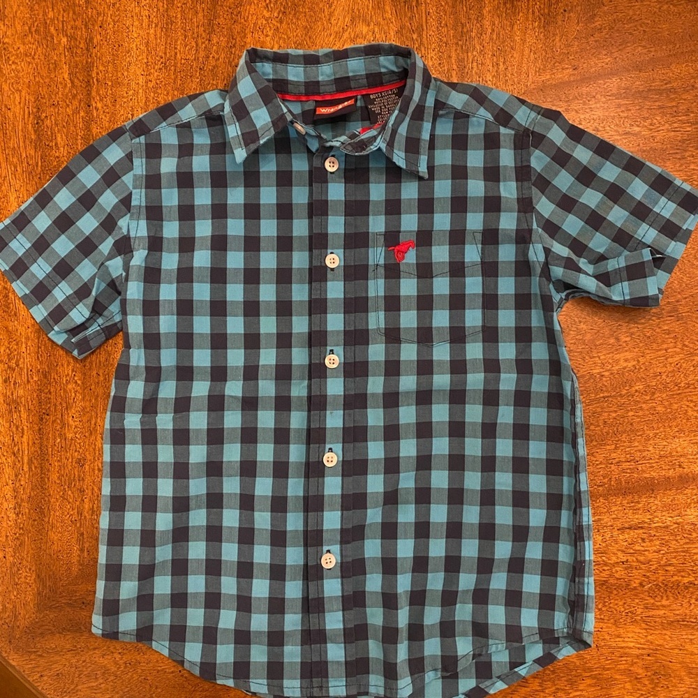 Wrangler Kids Boys Button Up Dress Shirt